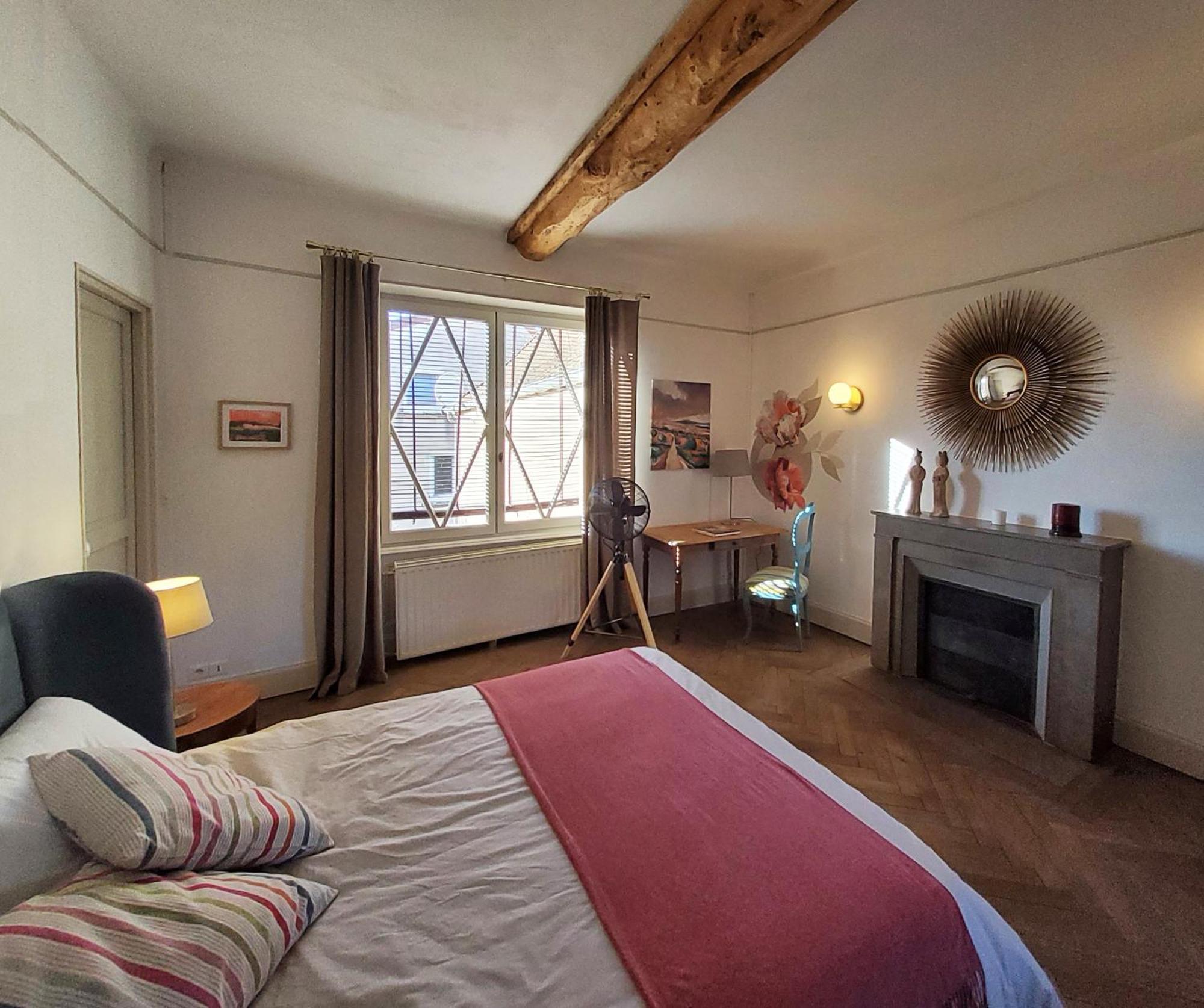 Bed and breakfast La Parenthese A Etrigny Extérieur photo