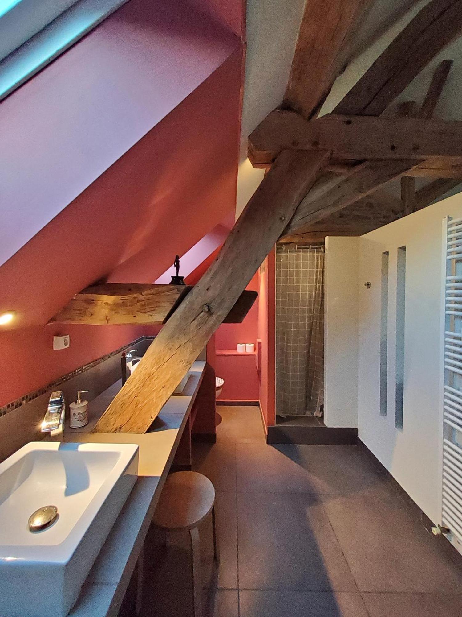 Bed and breakfast La Parenthese A Etrigny Extérieur photo