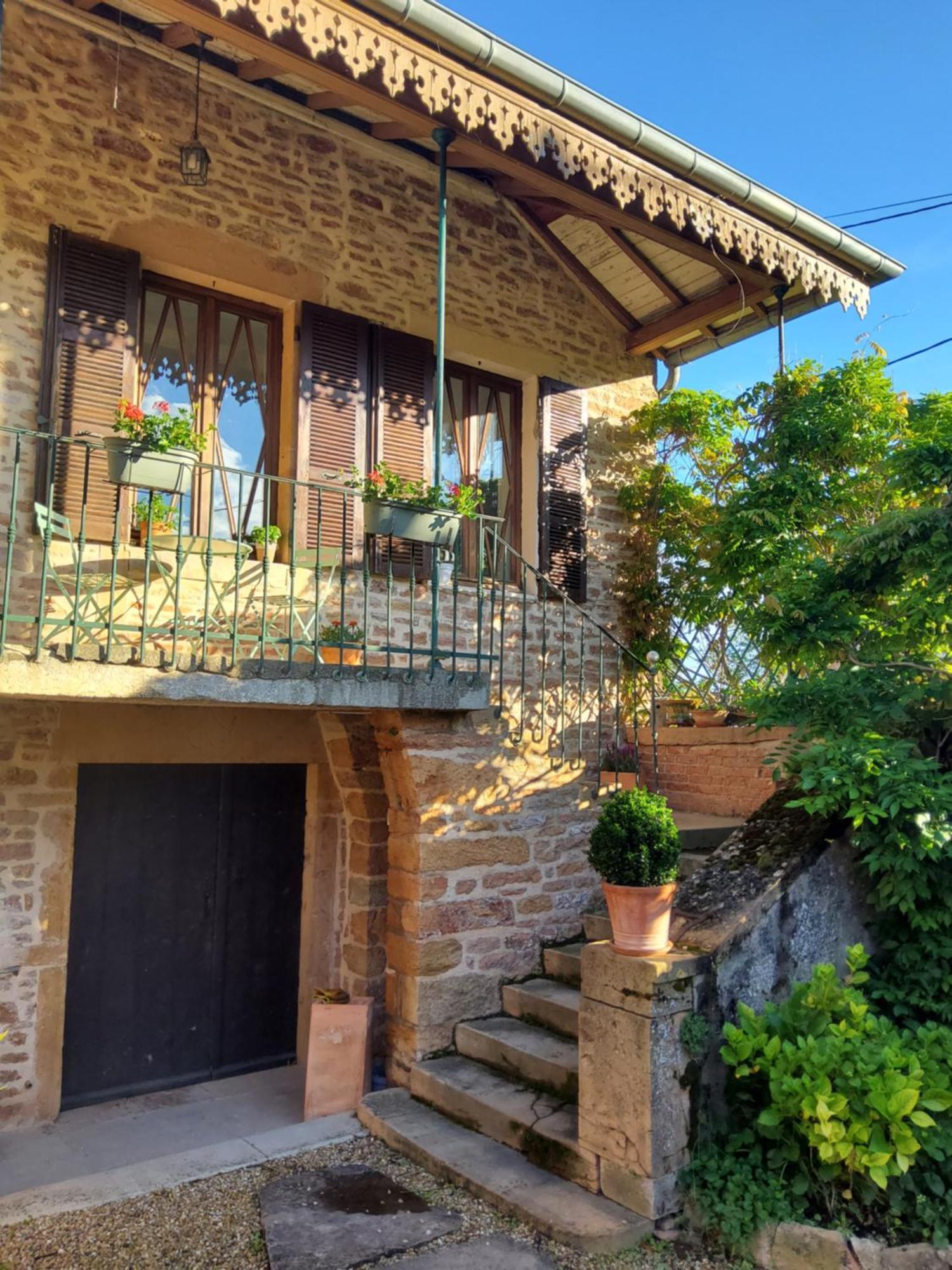 Bed and breakfast La Parenthese A Etrigny Extérieur photo